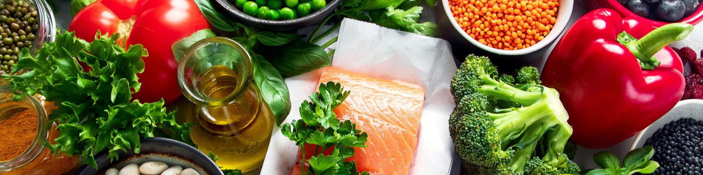 zdrowa żywność: warzywa owoce ryby olej